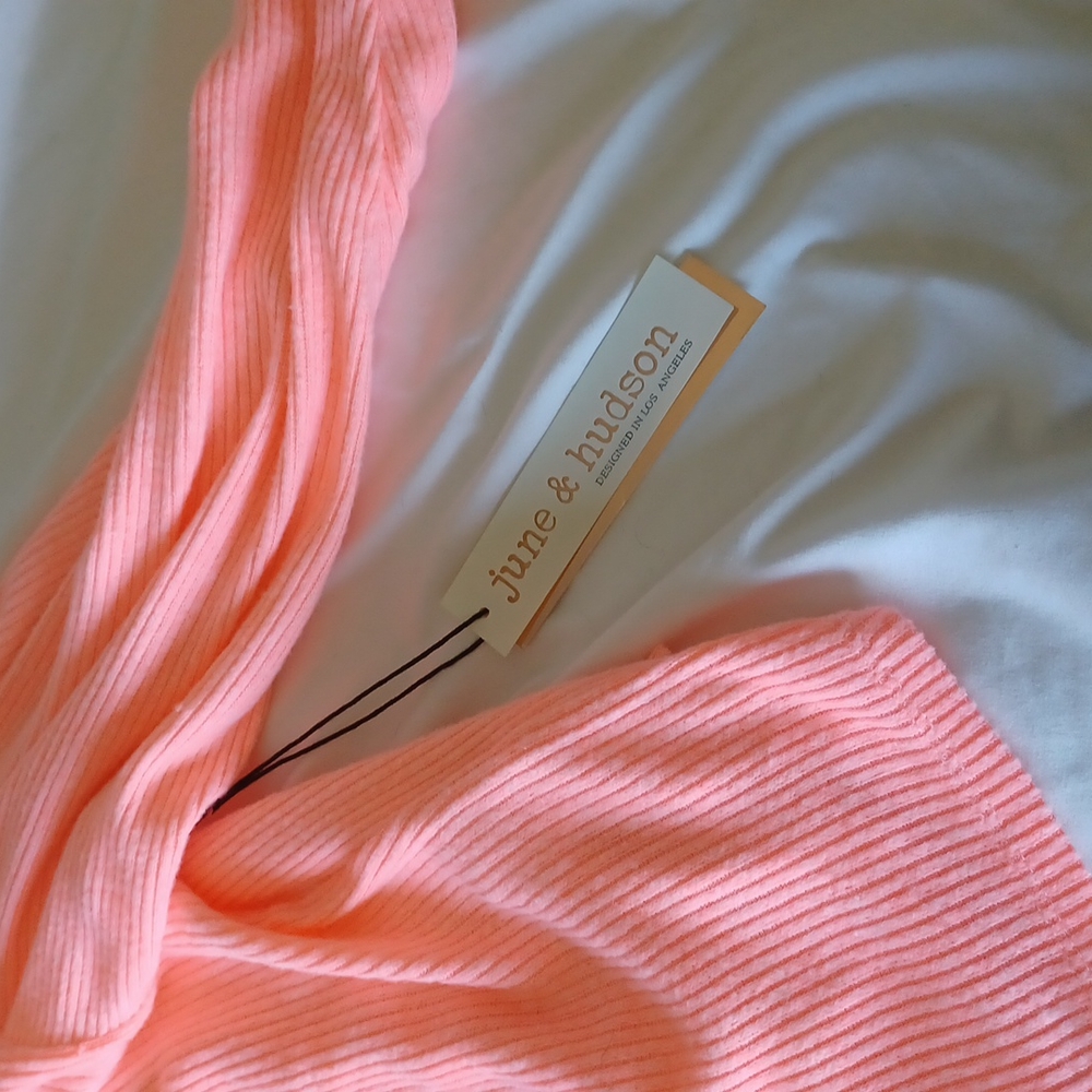 Sweater - Picture 4 of 4